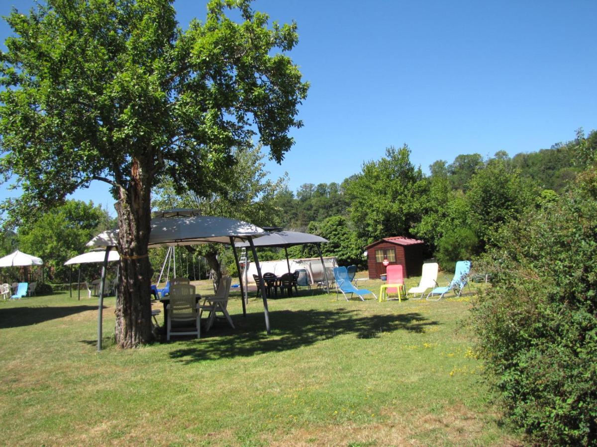 Leclosdipontine L'Ecole Des Demoiselles Pontgibaud Bagian luar foto