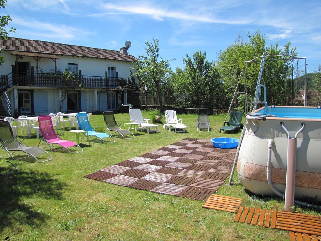 Leclosdipontine L'Ecole Des Demoiselles Pontgibaud Bagian luar foto