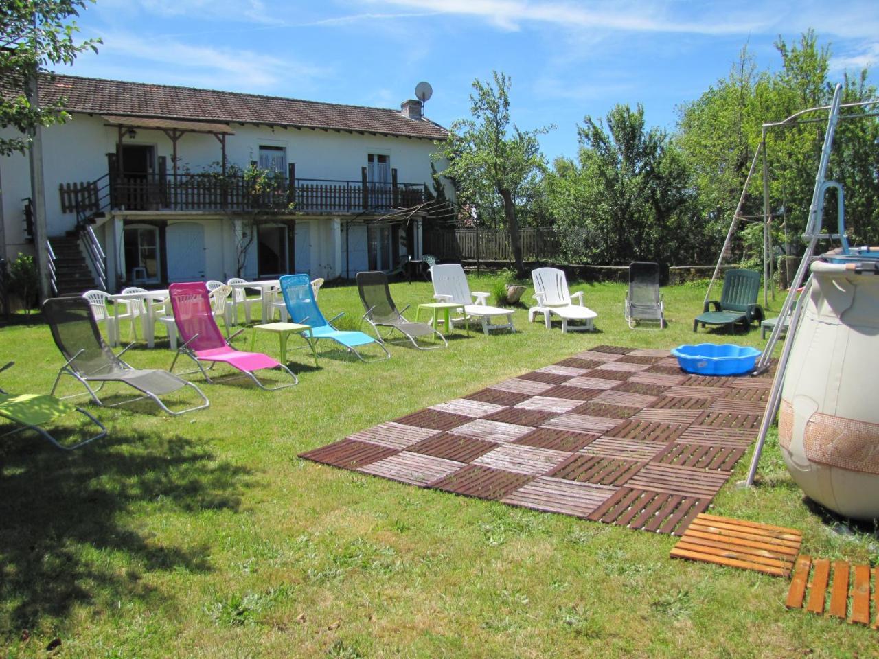 Leclosdipontine L'Ecole Des Demoiselles Pontgibaud Bagian luar foto